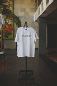 Зображення збору 'Банка з виставки до дня Маневич * Мерч Маневич * Благодійна барахолка'